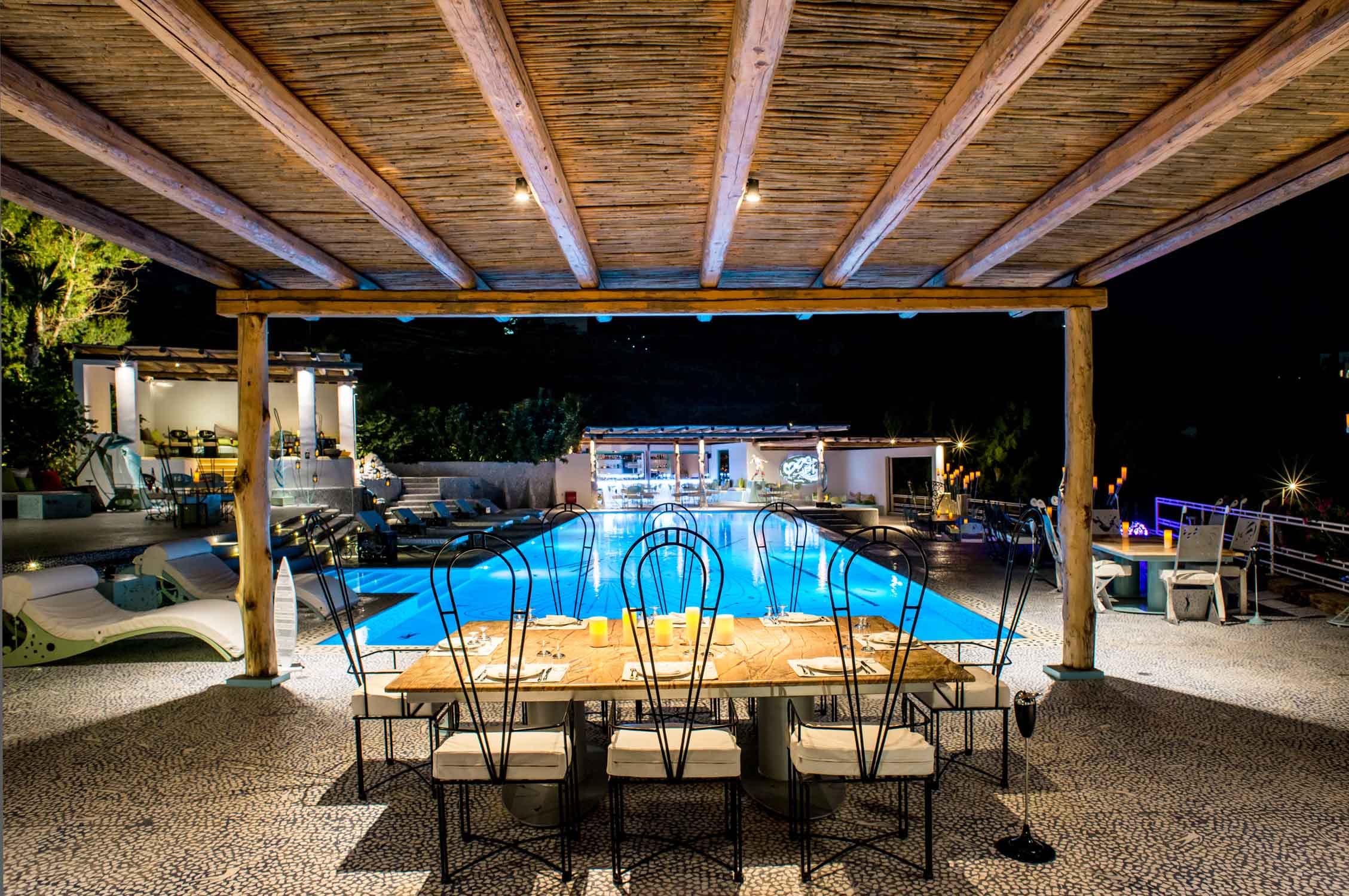 Agalia Luxury Suites image 3