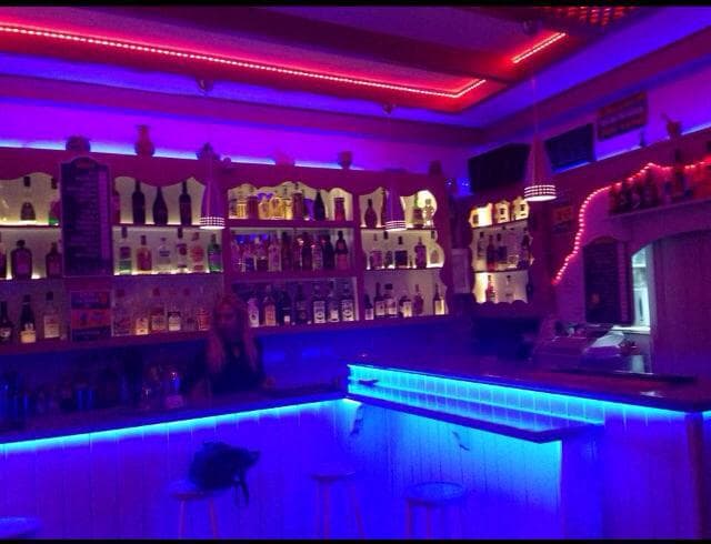 Vesuvios Bar image 5
